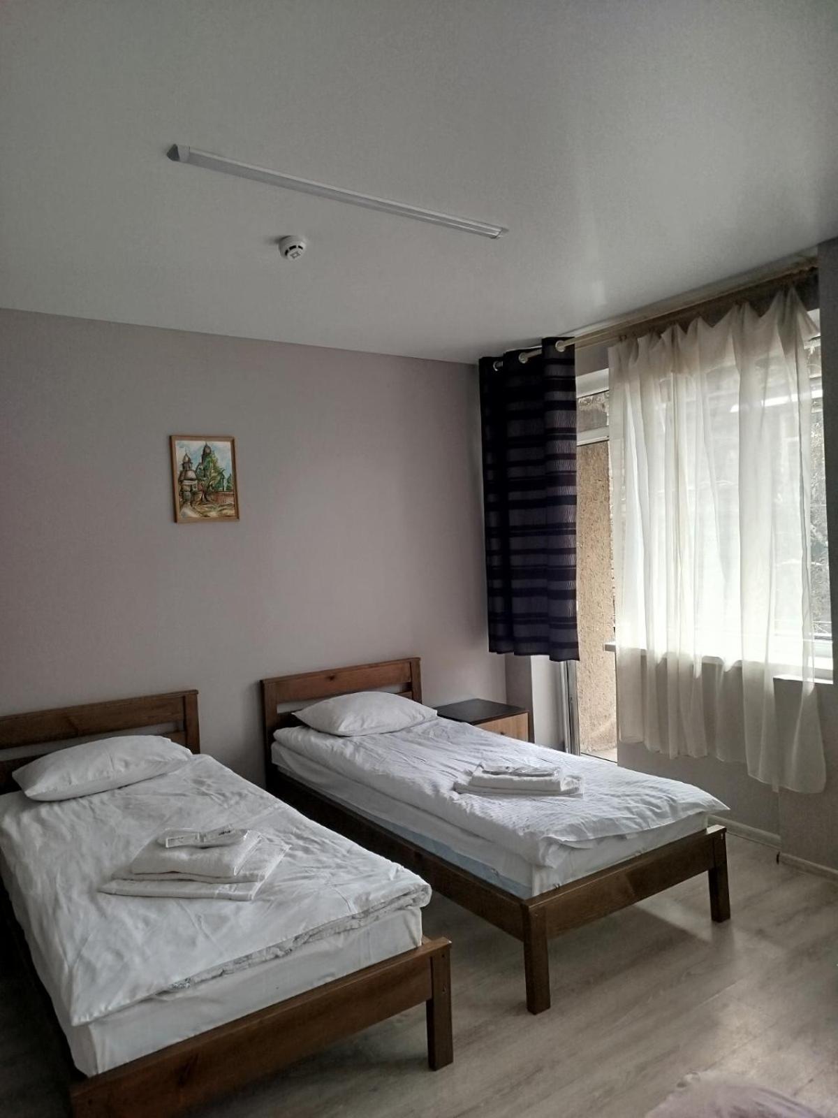 Hotel Lion Hill Lwów Zewnętrze zdjęcie